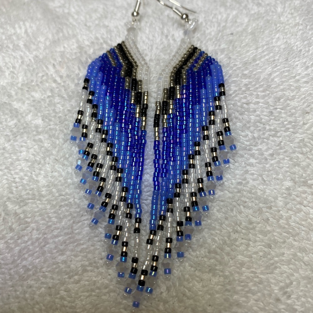 NEW!!! JEWELRY FROM THE HEART Fringe Earrings - Picture 4 of 4